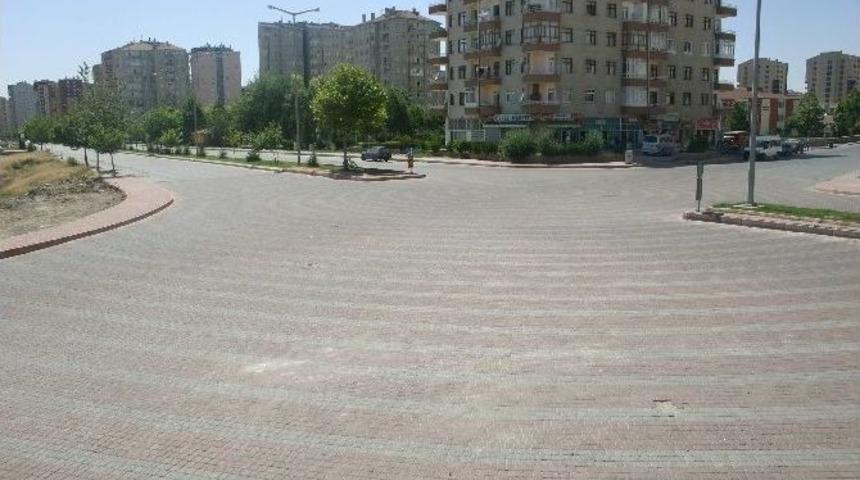 K&ouml;şk Mahallesinde &Uuml;&ccedil;l&uuml; &Ccedil;alışma