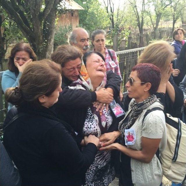 Ankara’daki Patlamada Hayatını Kaybeden Hdp’li Eş Başkan Bolu’da Toprağa Verildi