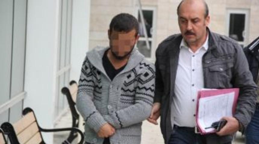 Kendisini Darp Edeni Bı&ccedil;akladı