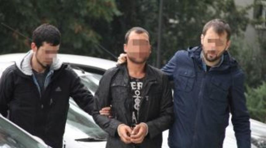 Bonzai Satarken Su&ccedil;&uuml;st&uuml; Yakalandı