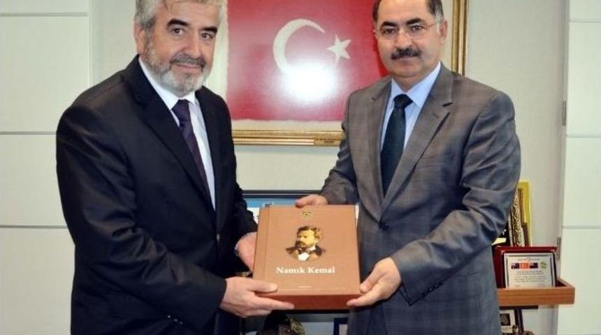 Diyanet İşleri Başkan Yardımcısı Prof. Dr. Yılmaz&rsquo;dan, Nk&uuml; Rekt&ouml;r&uuml; Şimşak&rsquo;e Ziyaret