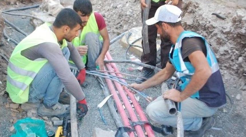 Şanlıurfa&rsquo;da, Elektrik Hatları Yer Altına Alınıyor