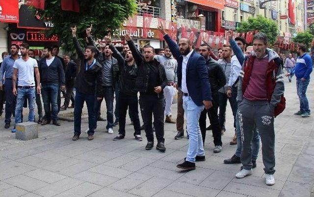 Ankara’daki Patlama Karabük’te Protesto Edildi