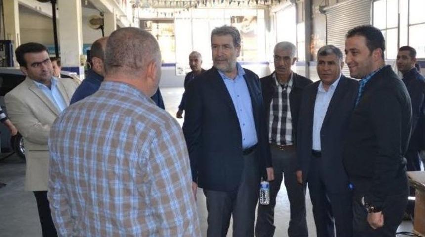 Nurettin Yaşar, &Ouml;zsan Sanayi Sitesi&rsquo;ndeki Esnafları Ziyaret Etti