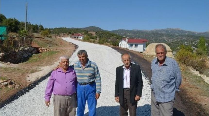 Seydikemer Yayla Patlangı&ccedil;&rsquo;ta Asfaltsız Yol Kalmadı