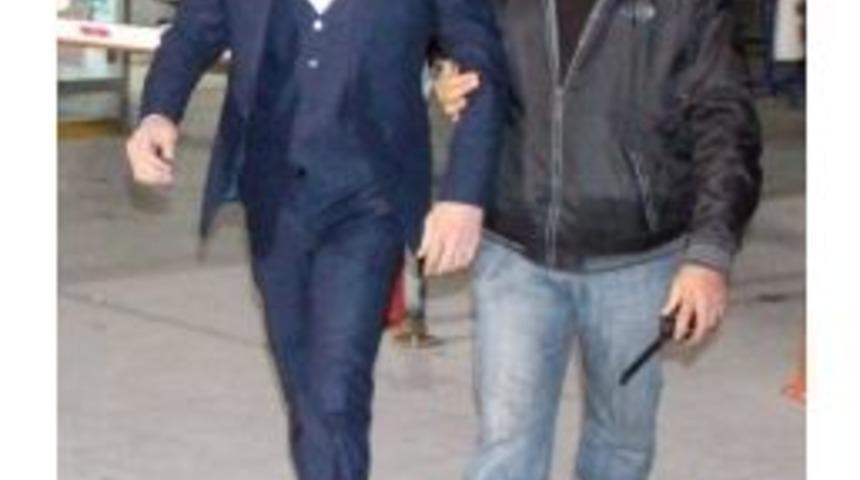 Sevgilisinin Ağabeyini &Ouml;nce Vurdu, Sonra Hastaneye G&ouml;t&uuml;rd&uuml;