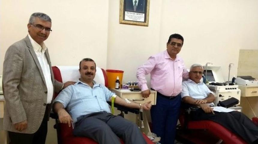 Hakim Ve Savcılardan Kan Bağışı