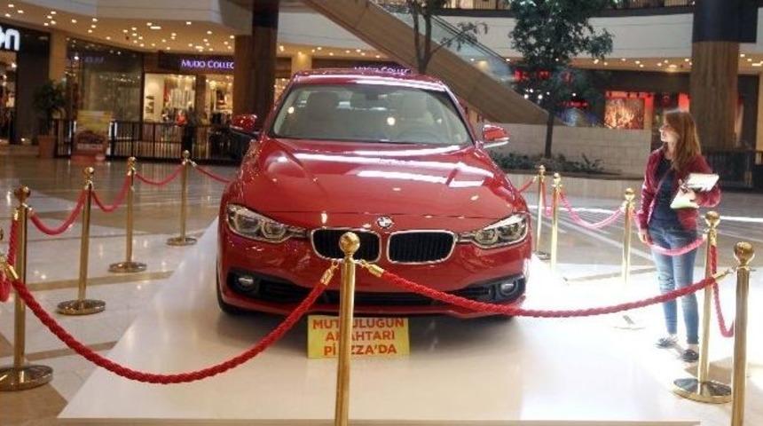 Piazza Yeni Yılda Yine Ayakları Yerden Kesecek