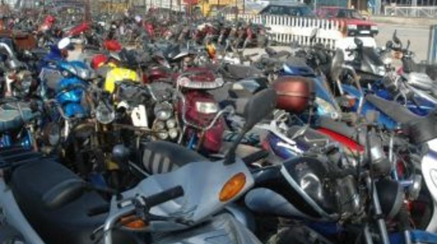 &Ccedil;anakkale&rsquo;de Ara&ccedil; Sayısı 2 Y&uuml;z Bine Yaklaştı