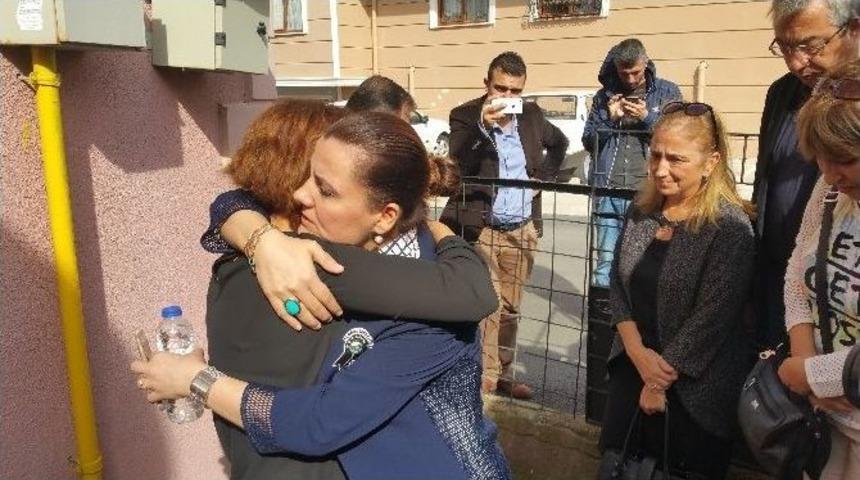 Chp&rsquo;li Heyetten Dilek Tan&rsquo;a Taziye Ziyareti