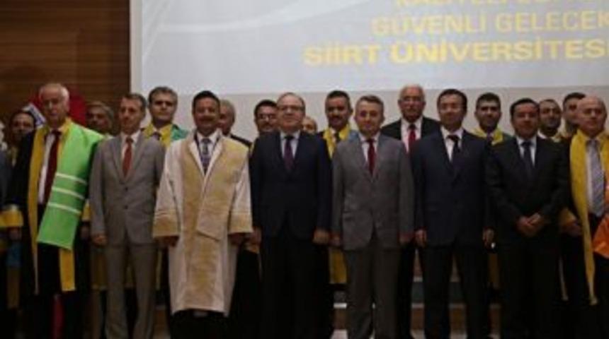 Si&uuml;&rsquo;de Akademik A&ccedil;ılış Yılı T&ouml;reni D&uuml;zenlendi