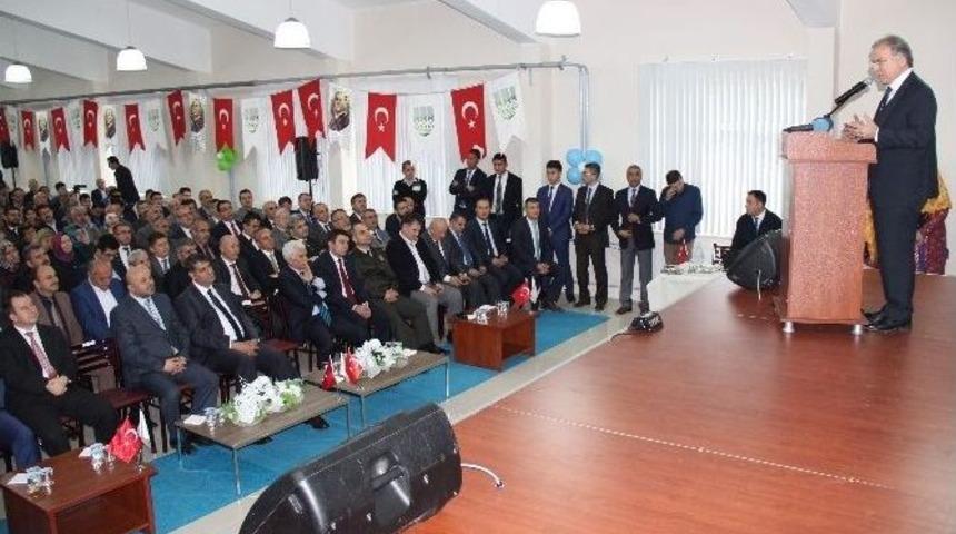 Ak Parti Genel Başkan Yardımcısı Mehmet Ali Şahin: