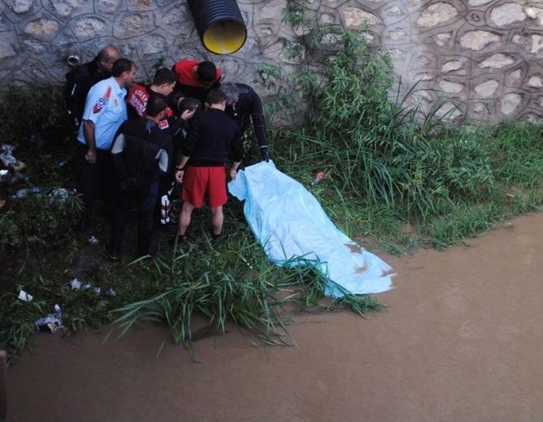 Yeşilırmak&rsquo;a U&ccedil;an Otomobildeki Gencin Cesedi Bulundu