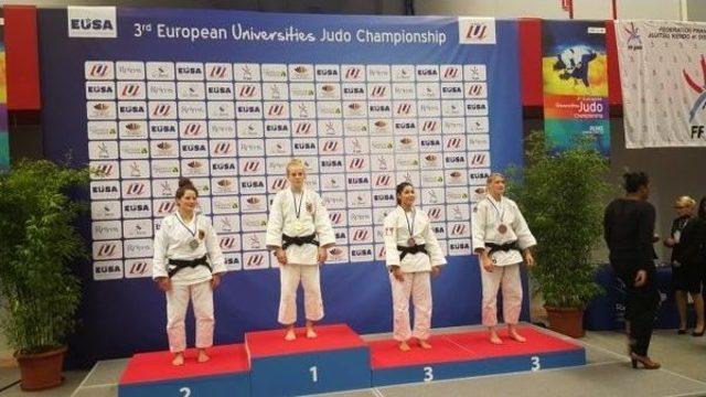 Beü’nün Milli Judocuları Fransa’dan Madalyalarla Döndü