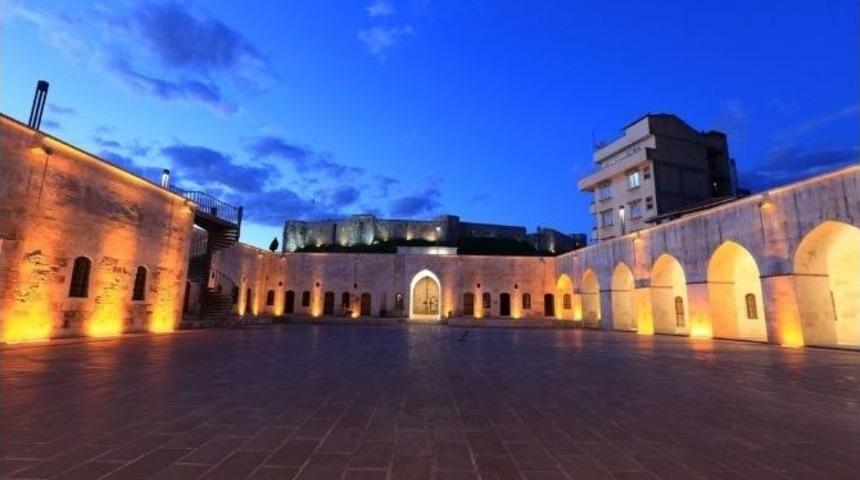 Tarihi Kentler Birliğin&rsquo;den B&uuml;y&uuml;kşehir&rsquo;e &ldquo;hışvahan&rdquo; &Ouml;d&uuml;l&uuml;