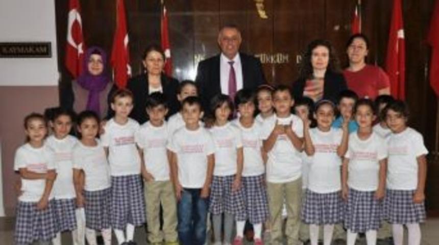 Miniklerden "yere T&uuml;k&uuml;rmeyelim" Kampanyası