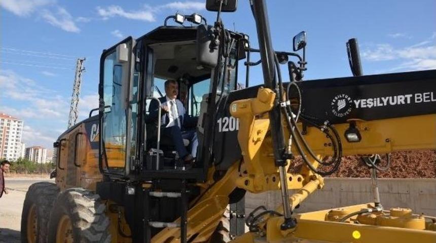 Yeşilyurt Belediyesi, Yol A&ccedil;ma &Ccedil;alışmalarını S&uuml;rd&uuml;r&uuml;yor