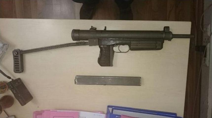 Yem Çuvallarının Arasında Esrar Ele Geçirildi