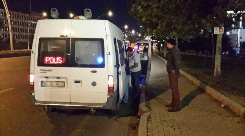 Cumhurbaşkanı Erdoğan&rsquo;ın Ge&ccedil;iş G&uuml;zergahında Ş&uuml;pheli Poşet Paniği