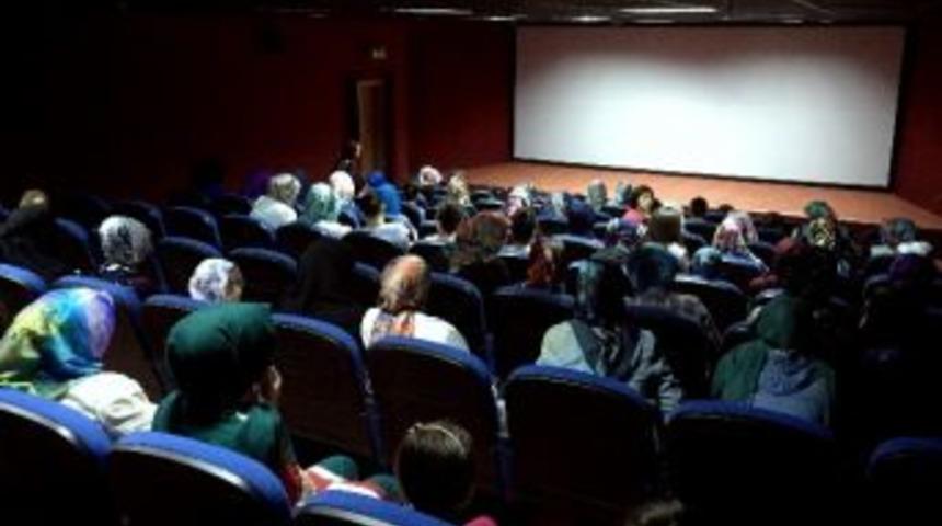 Sinema Tebess&uuml;m&rsquo;de Mucize Filmi B&uuml;y&uuml;k İlgi G&ouml;rd&uuml;