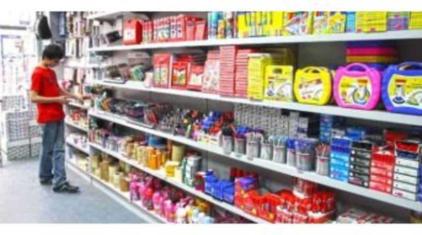 Kartepe Belediyesi&rsquo;nden &Ouml;ğrencilere Kırtasiye Yardımı