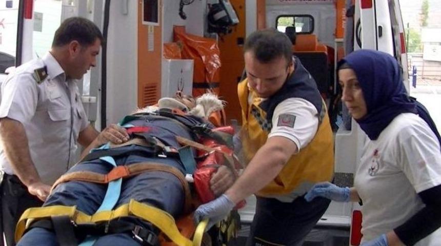 Adıyaman&rsquo;da Kaza: 2 Yaralı