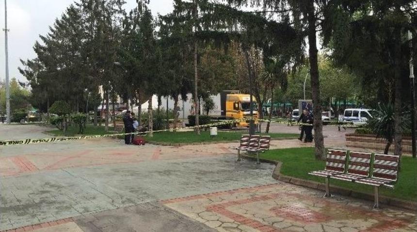 Afganistanlı &Ouml;ğrencinin Bıraktığı &Ccedil;anta Ve Valiz Paniğe Neden Oldu