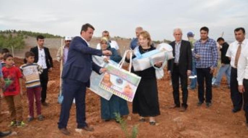 T&uuml;rkoğlu&rsquo;da "hoşgeldin Bebek" Kampanyası