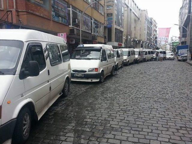 Pekşen Trabzon’a Hafif Raylı Sistem Ve Metro Kurulması İçin Harekete Geçti