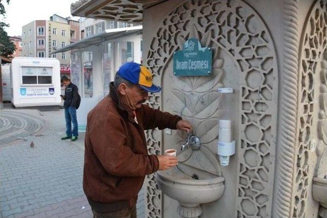 İkram Çeşmelerinden Yeniden Çorba Akmaya Başladı