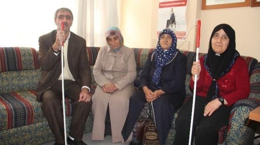 Altınokta K&ouml;rler Derneği &Uuml;yelerinin T&uuml;m İhtiya&ccedil;larını Karşılıyor