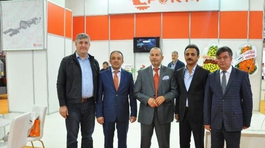 İneg&ouml;l Mobilyanın Yanı Sıra Teknolojide De İddialı