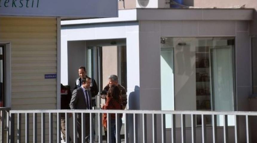 Uşak&rsquo;ta Paralel Yapı Operasyonu: 25 G&ouml;zaltı