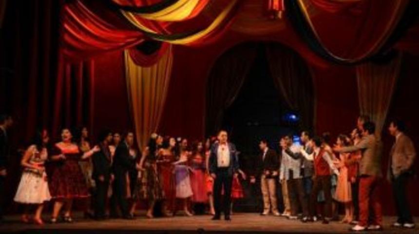 Mdob, &lsquo;batı Yakası Hikayesi&rsquo; M&uuml;zikalini Yeniden Sahneleyecek