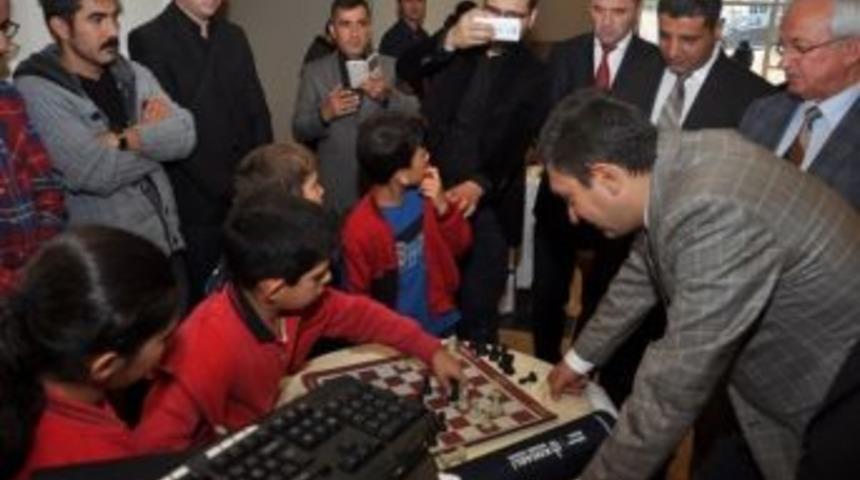 Dilovası Belediyesi&rsquo;nden Hayat Okulda Başlar Projesi