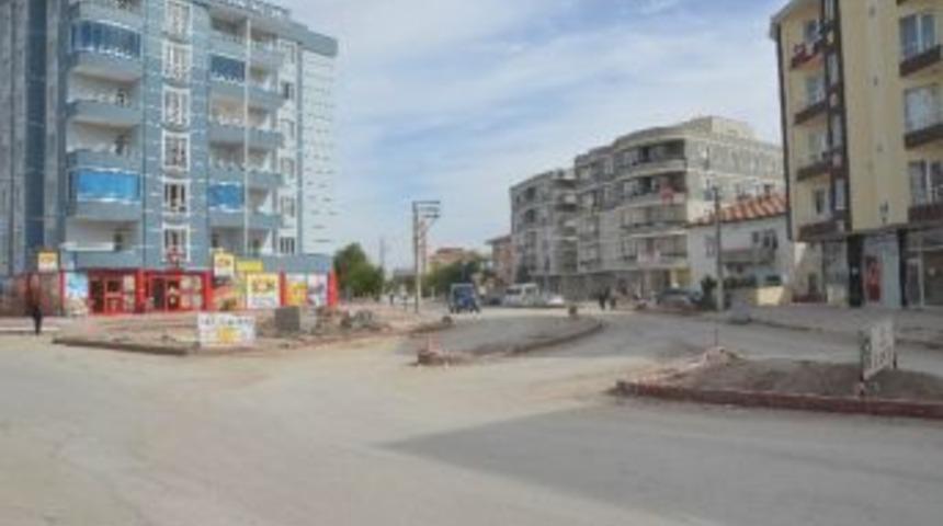 Ereğli&rsquo;de Kavşak D&uuml;zenleme &Ccedil;alışmaları S&uuml;r&uuml;yor