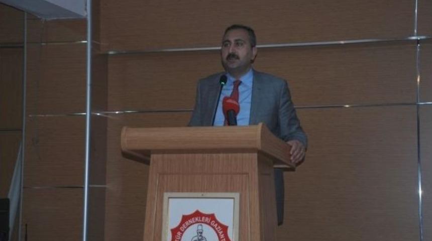 Ak Parti Genel Sekreteri Abd&uuml;lhamit G&uuml;l Gelin Canlar Bir Olalım