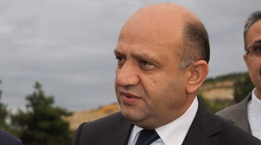 Bakan Fikri Işık Şehir Hastanesi İnşaatını İnceledi