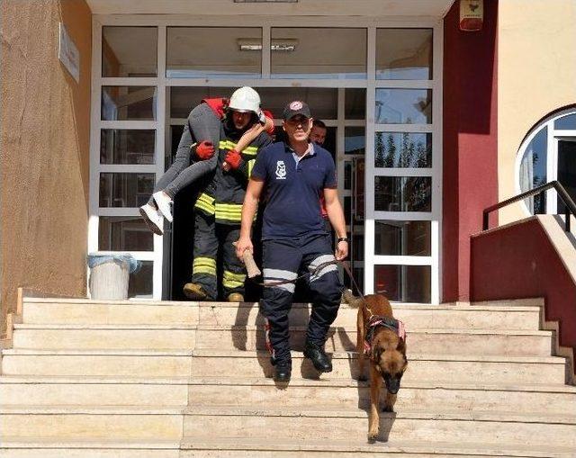 Aydın Gençlik Merkezi’nde Yangın Tatbikatı Yapıldı