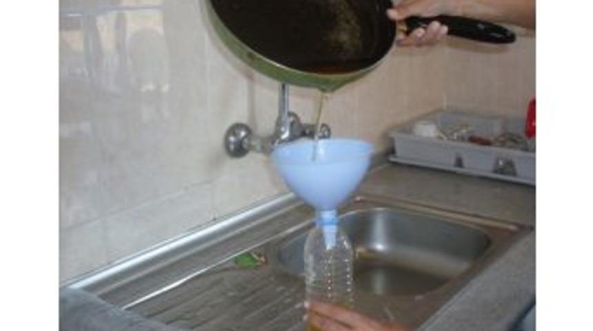 &Ccedil;iğli&rsquo;de Atık Yağ Getirene &Ouml;d&uuml;l