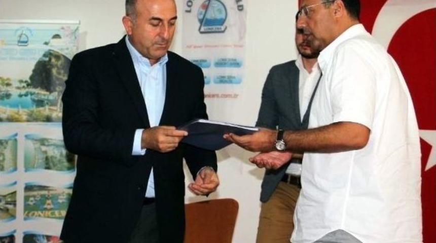 Mevl&uuml;t &Ccedil;avuşoğlu, Turizmcilerle G&ouml;r&uuml;şt&uuml;