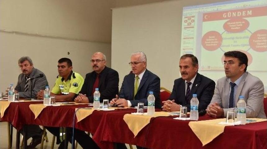 Okul Servisi S&uuml;r&uuml;c&uuml;leri Eğitimden Ge&ccedil;ti