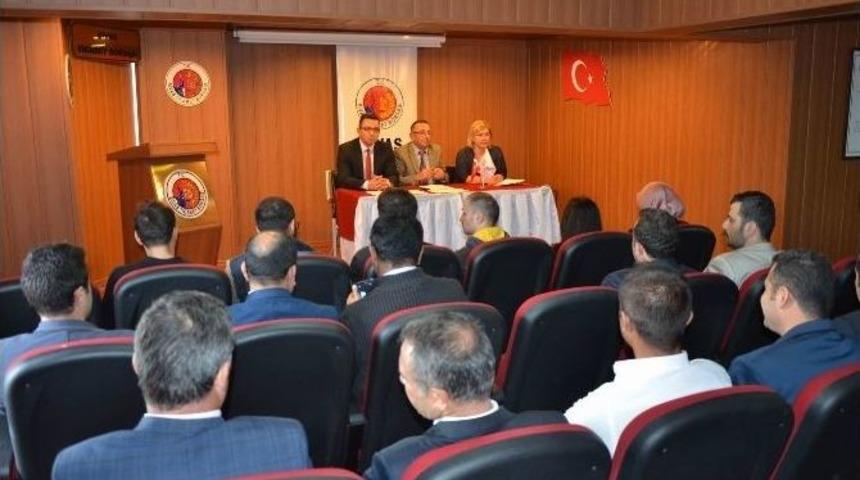 Girişimcilik Eğitimini Tamamlayanlar Belgelerini Aldı