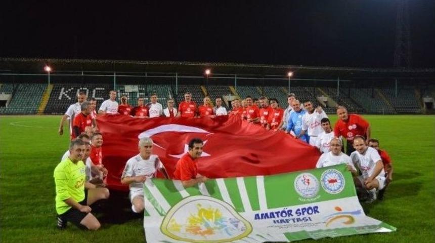 Amat&ouml;r Spor Haftası Kocaeli&rsquo;de Ş&ouml;hretler Karması İle Başladı