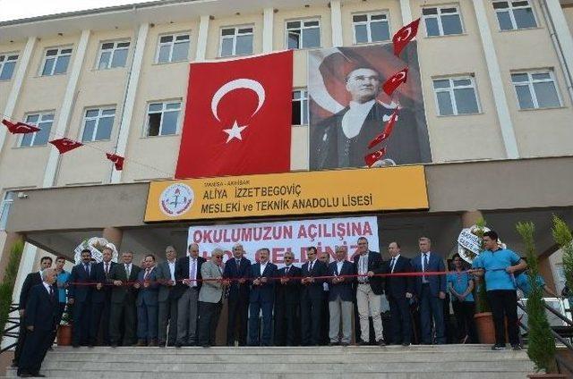 Aliya İzzetbegoviç Mesleki Teknik Ve Anadolu Lisesi Açıldı