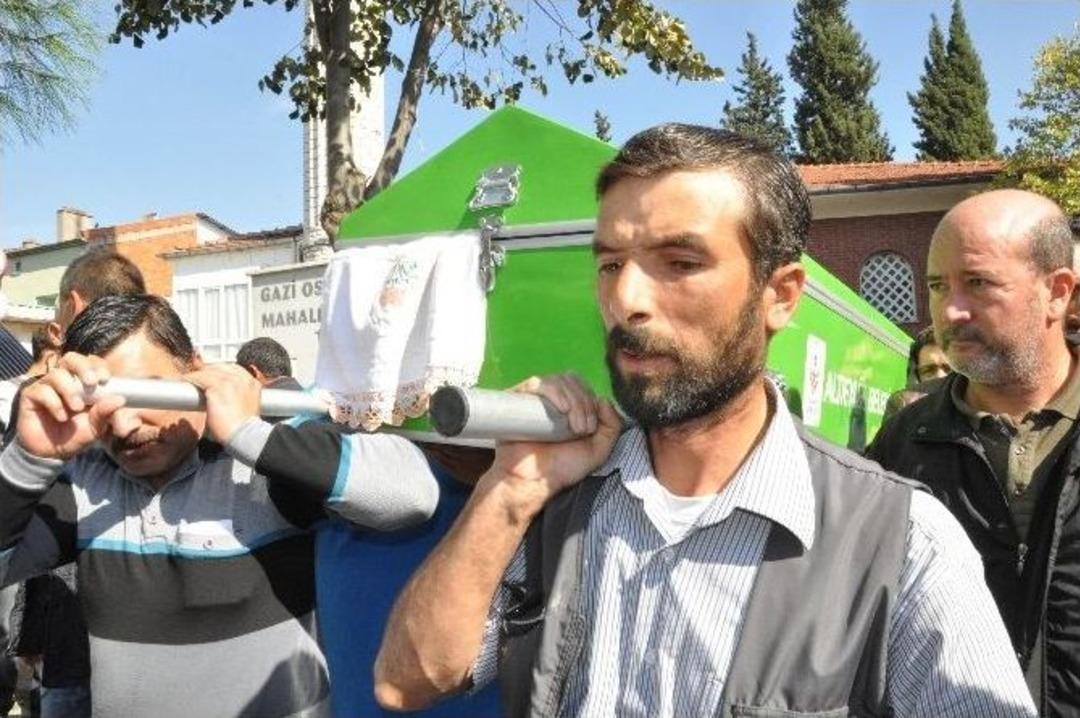 G&ouml;&ccedil;&uuml;k Altında Kalan İş&ccedil;iler Son Yolculuğuna Uğurlanıyor