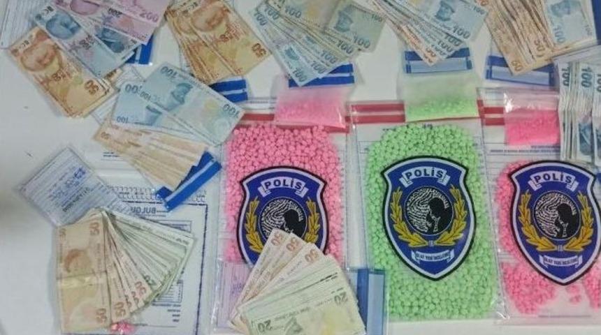 Manisa&rsquo;da Zehir Tacirlerine Ge&ccedil;it Yok