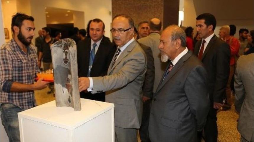 Uluslararası Sanat Sempozyumu Ve Sergisi Başladı