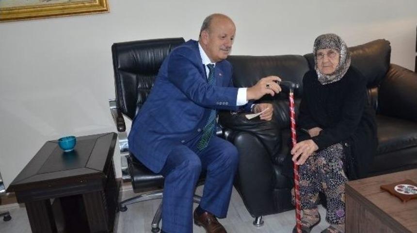 Fatma Nineden Başkana Teşekk&uuml;r Ziyareti
