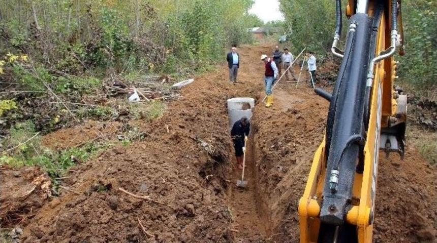 Taşk&ouml;pr&uuml; Belediyesi, Ybo&rsquo;nun Kanalizasyon Hattını Yenileniyor